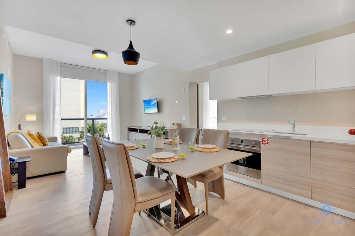 Rooftop Pool - Balcony - - Gym * Hollywood