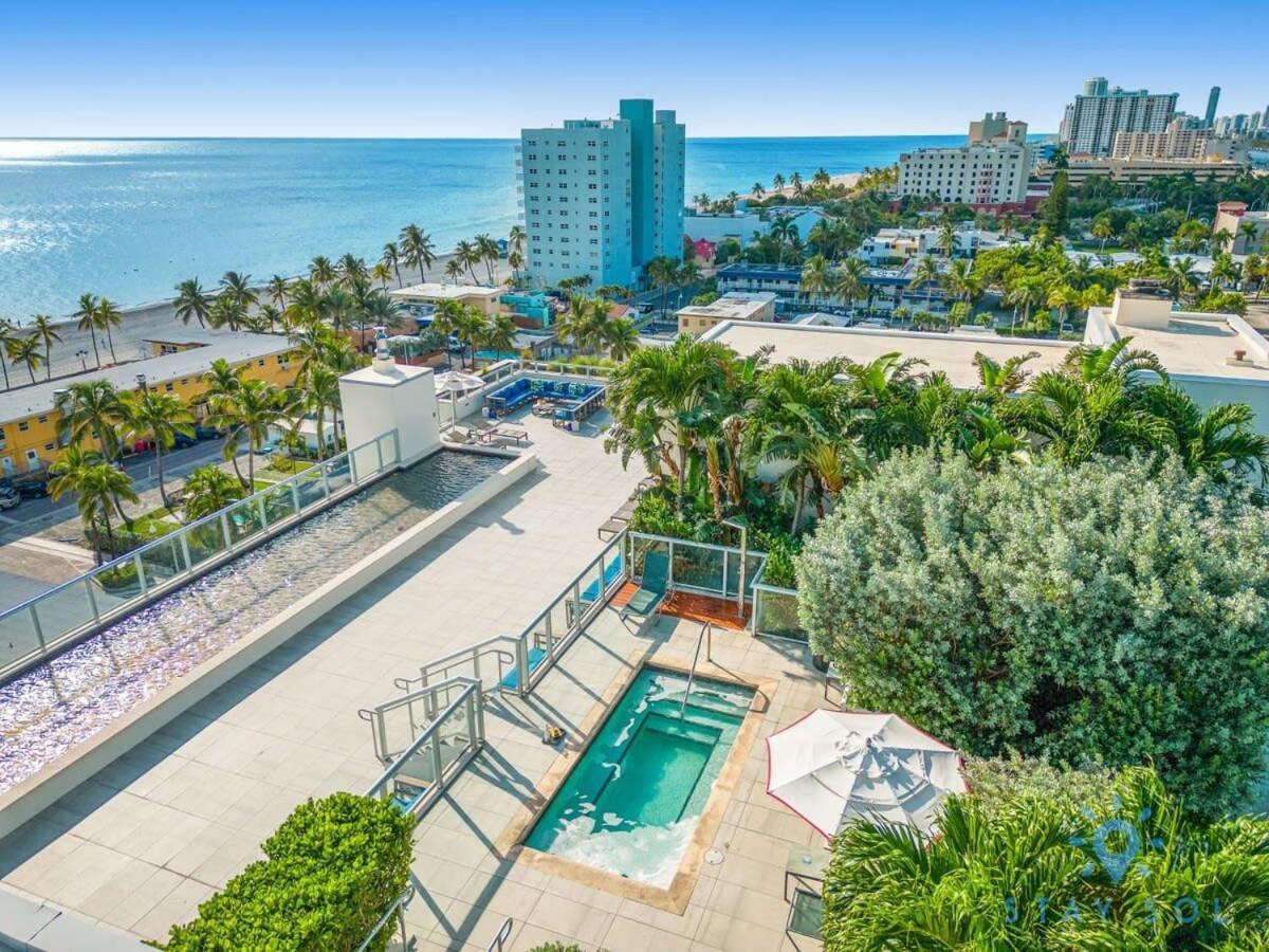 Apartment Rooftop Pool - Balcony - - Gym Hollywood